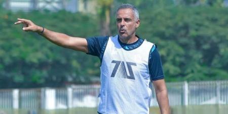 جوميز يرفض التدوير بين محمد عواد وصبحي في حراسة مرمى الزمالك - صوت العرب