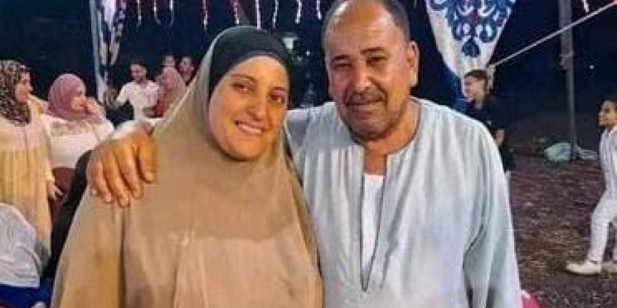 دفنته ثم ماتت بعده بـ3 ساعات.. قصة زوجين تشغل المصريين - صوت العرب