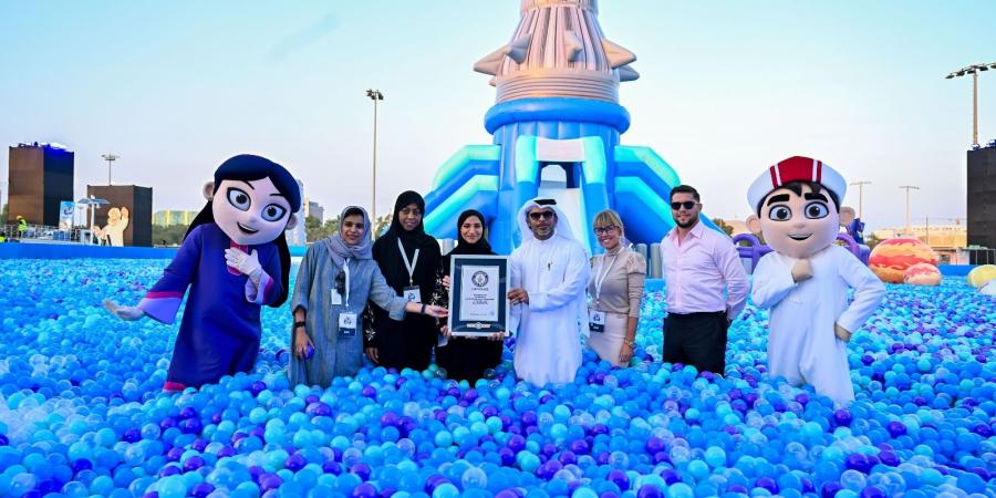 «مهرجان منصور» يدخل «غينيس» بأكبر حوض كرات - صوت العرب