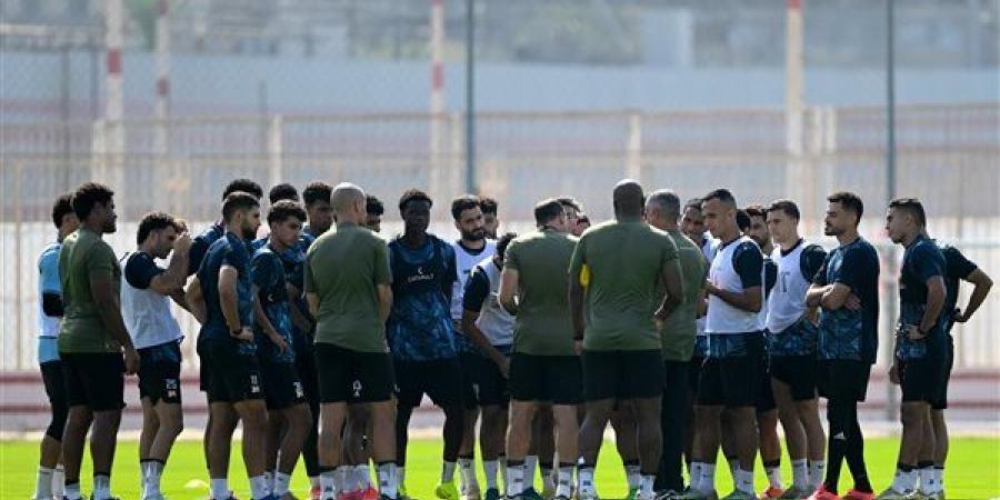 جوميز يجهز لاعبي الزمالك ببرنامج تأهيلي وبدني مكثف - صوت العرب