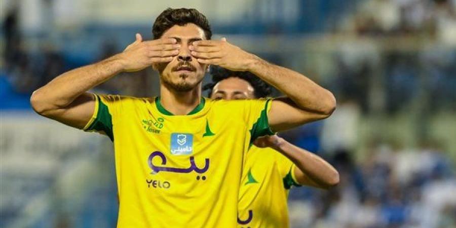 الخليج يعلن غياب محمد شريف عن لقاء الهلال للإصابة - صوت العرب