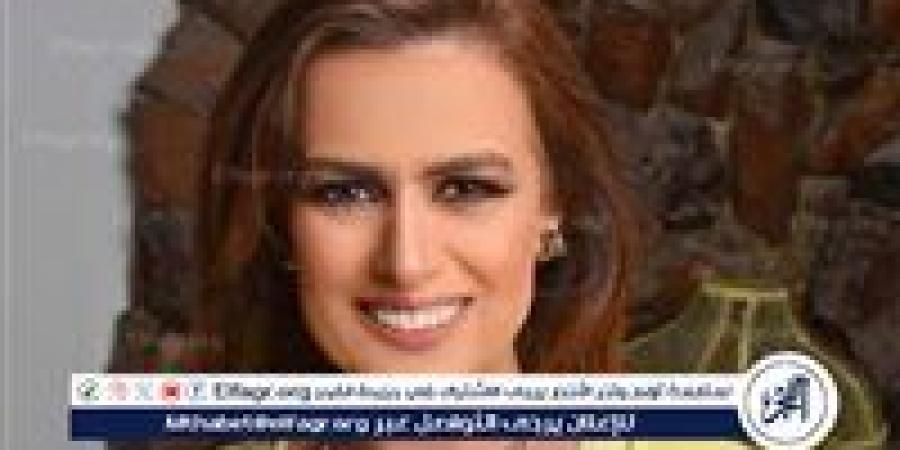 بكلمات مليئة بالحب والإعجاب.. سيمون تحتفل بعيد ميلاد فيروز - صوت العرب