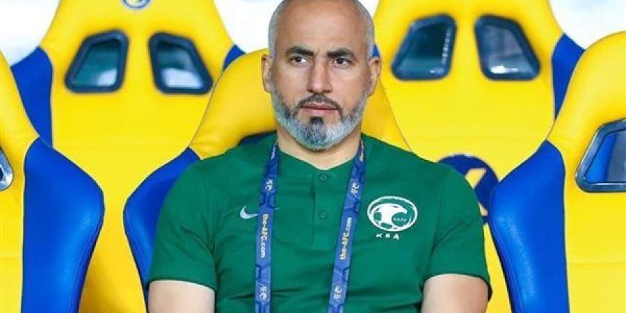 بشكل مفاجئ.. حسين الصادق يعلن استقالته من منصب مدير منتخب السعودية - صوت العرب