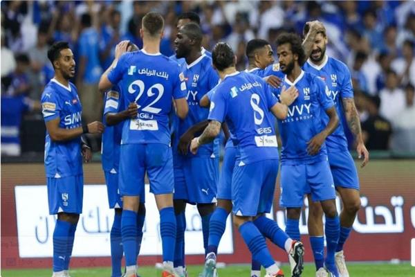 الهلال ضيفًا ثقيلا على الرياض في الدوري السعودي