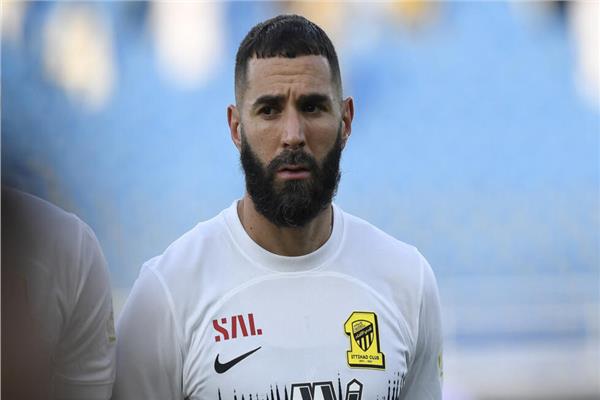 بنزيما يقود اتحاد جدة لمواجهة الوحدة في الدوري السعودي