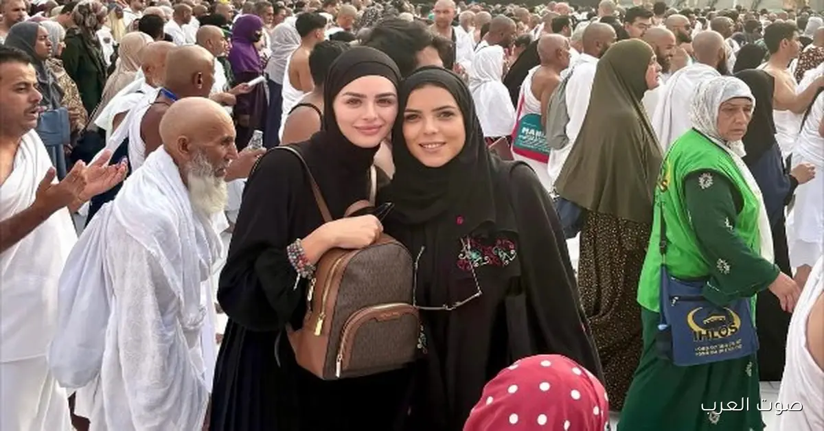 ناهد السباعي تروح العمرة عشان والدتها