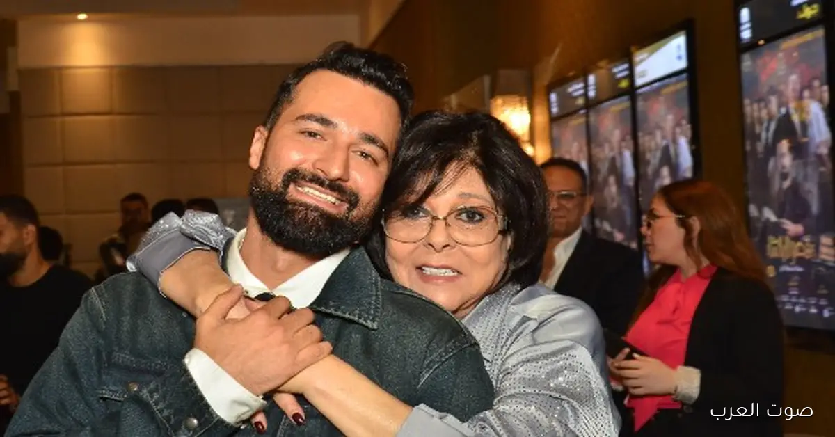 إسعاد يونس تحتفل مع أحمد حاتم بعرض فيلمه الجديد “قصر الباشا”