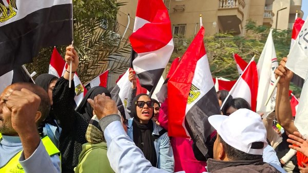 ناس كتير نزلت تصوت في الهرم لانتخابات النواب