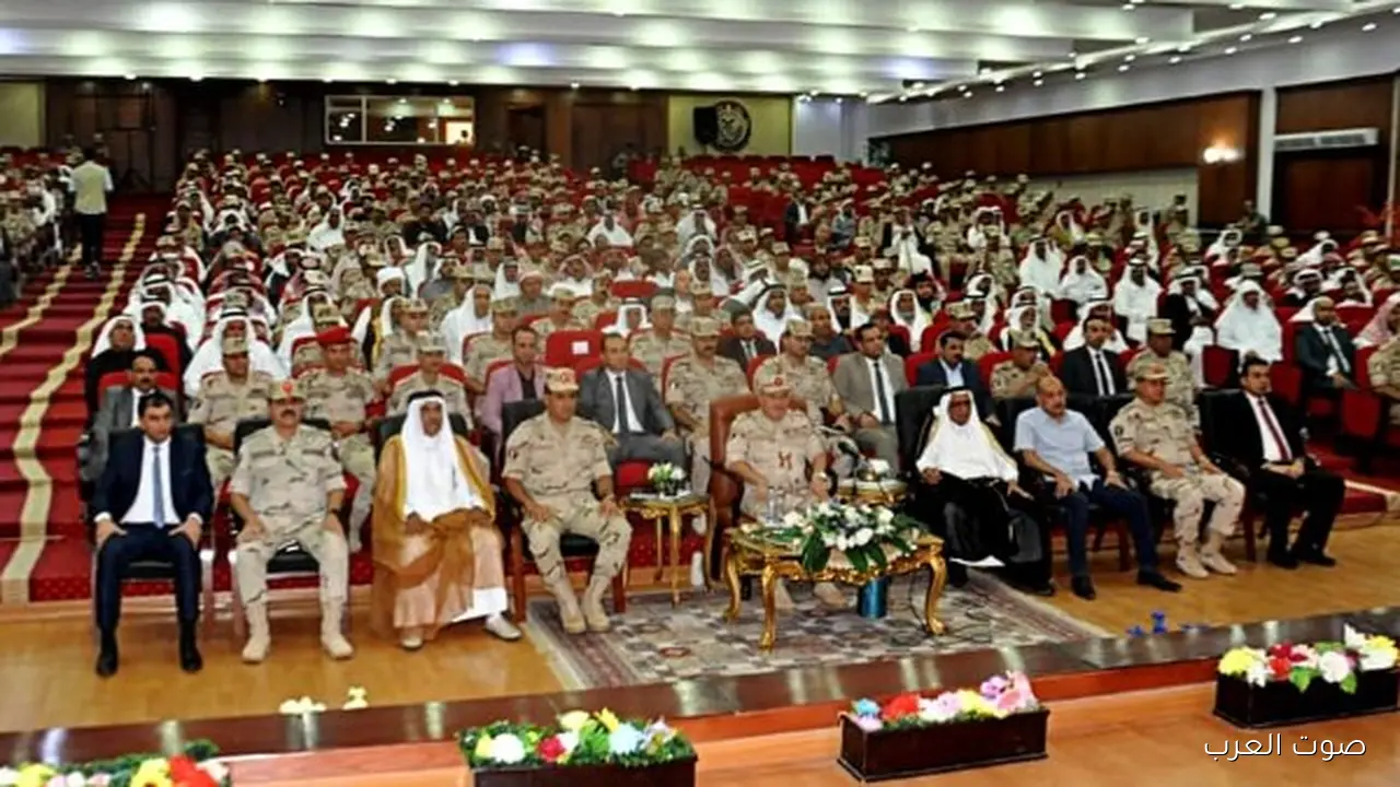 قوات شرق القناة لمكافحة الإرهاب تستقبل شيوخ القبائل وممثلي المجتمع المدني من شمال وجنوب سيناء