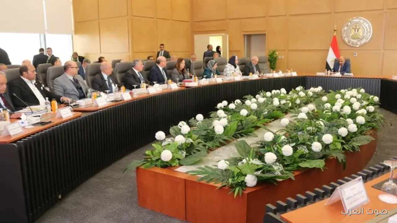 وزير الكهرباء يترأس الجمعية العامة للمصرية لنقل الكهرباء بحضور وزيرة التخطيط