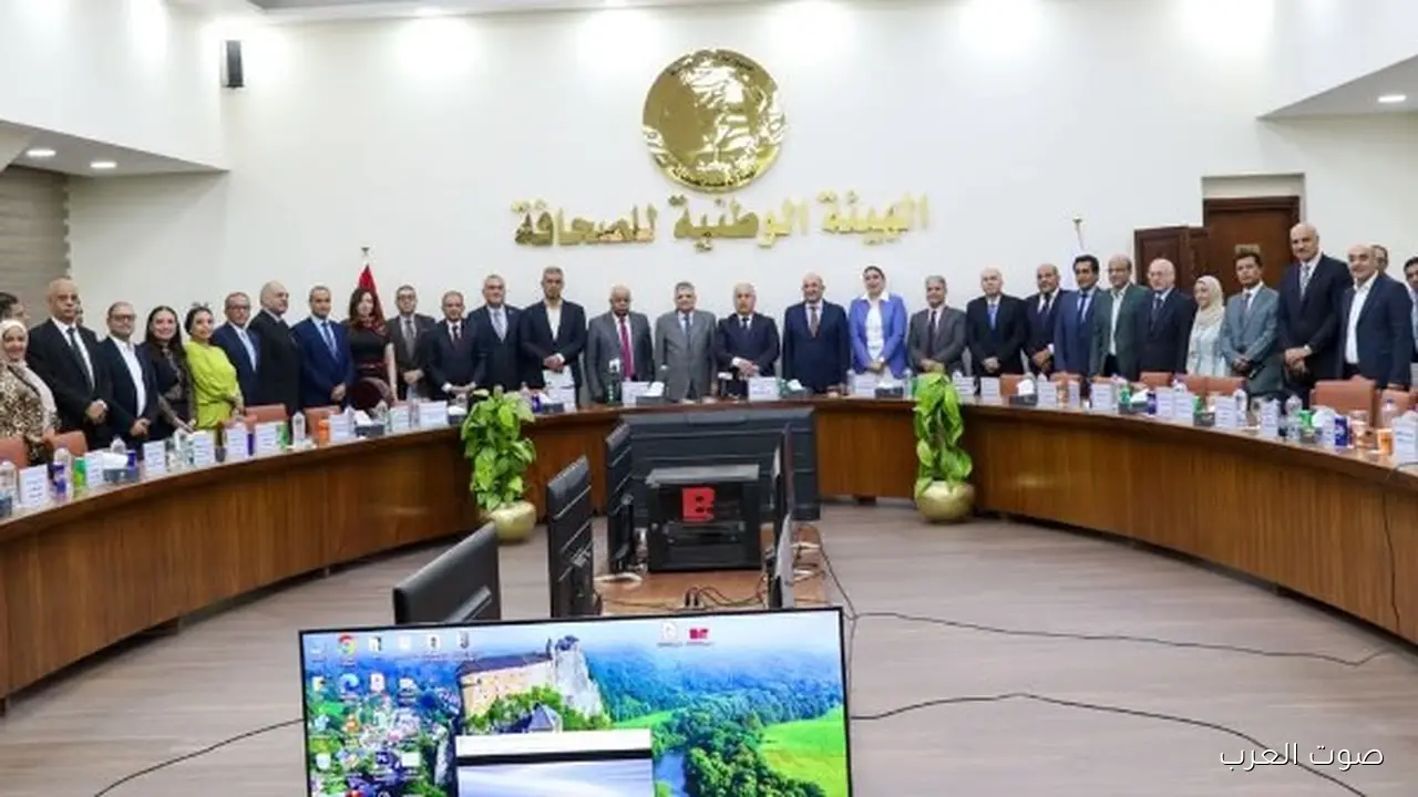 أسامة ربيع في ندوة كبيرة بـ الوطنية للصحافة: مفيش بديل لقناة السويس