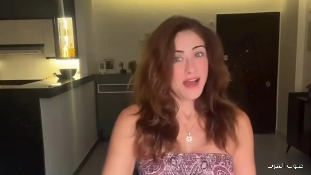 هيدي كرم تطلب الدعاء بعد خبر خطوبة مي عز الدين