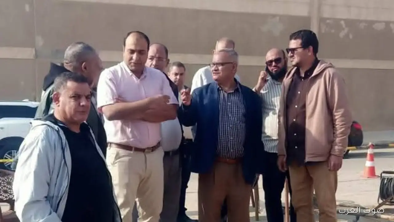 رئيس مياه الشرب في الجيزة يتابع إصلاح كسر في خط الحمأة 800 مم في الشيخ زايد