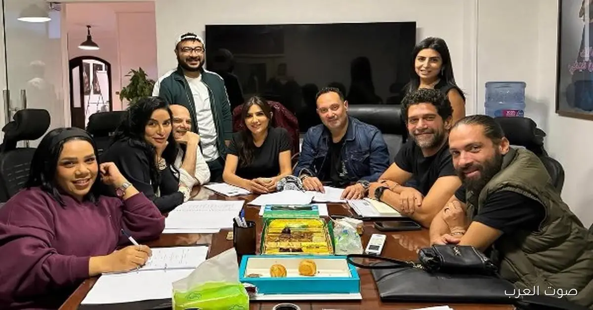 رمضان 2026.. محمد سيد بشير يشارك بروفات مسلسل الست موناليزا مع مي عمر