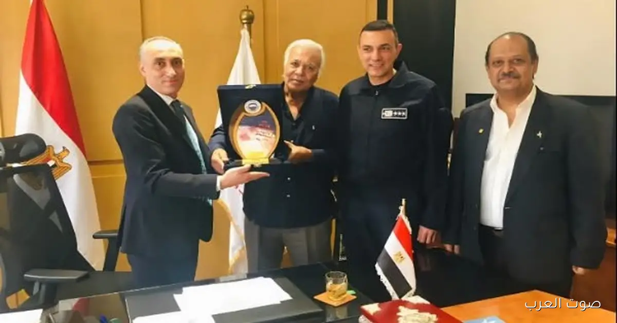 رئيس اتحاد المظلات والرياضات الجوية يزور وزارة الشباب ويكشف عن التفاصيل