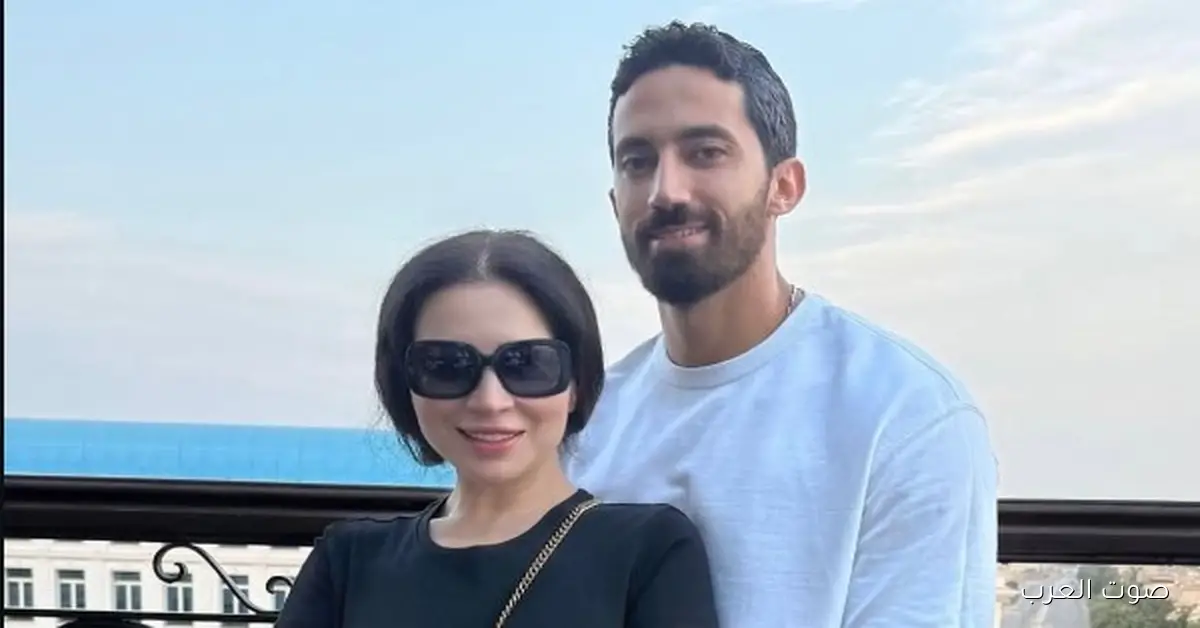 مي عز الدين تظهر مع جوزها بعد عقد قرانهما