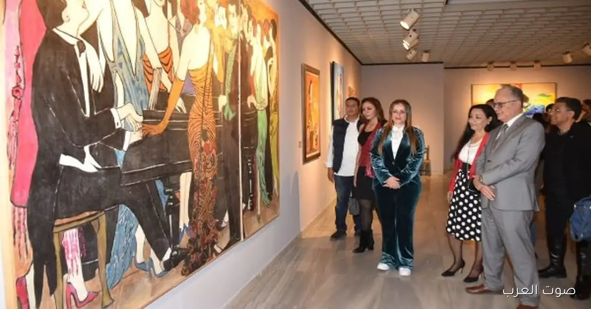 أول مرة في مهرجان القاهرة السينمائي… معرض “كادرات موازية” يدمج السينما بالفنون التشكيلية