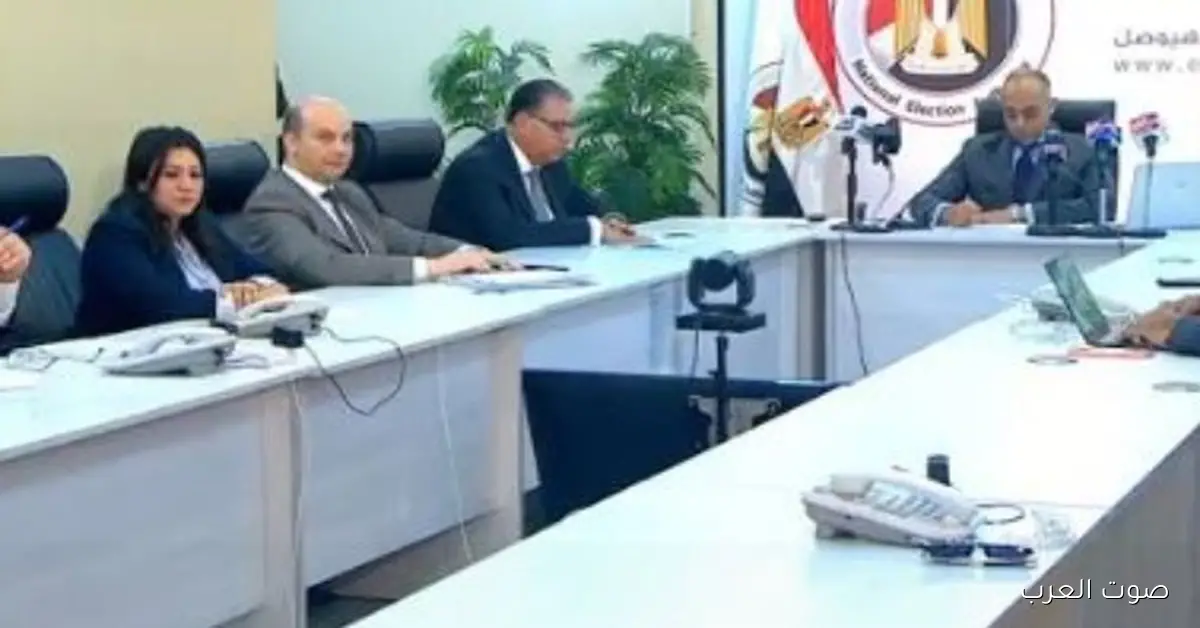 غرفة عمليات الهيئة الوطنية تتابع تصويت المصريين في الخارج لليوم الثاني في المرحلة الثانية من انتخابات مجلس النواب