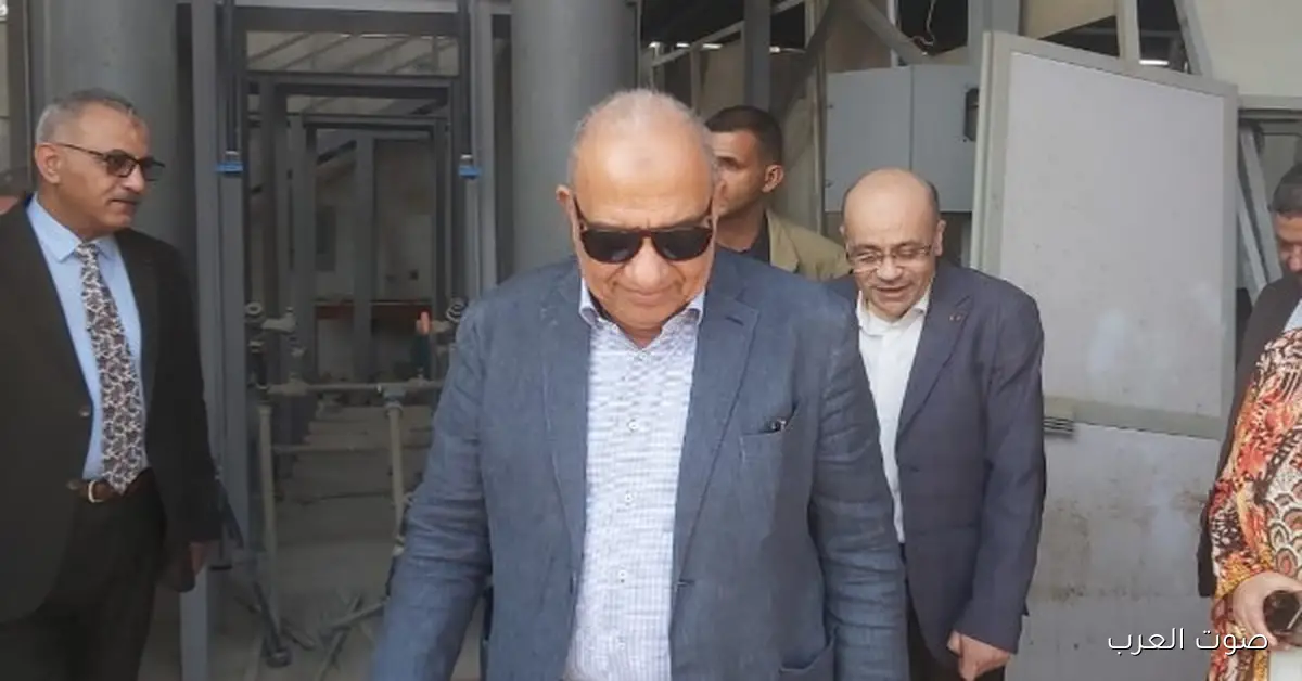 وزير الكهرباء يزور مجمع الوحدات التكنولوجية في أنشاص ويشوف آخر التطورات