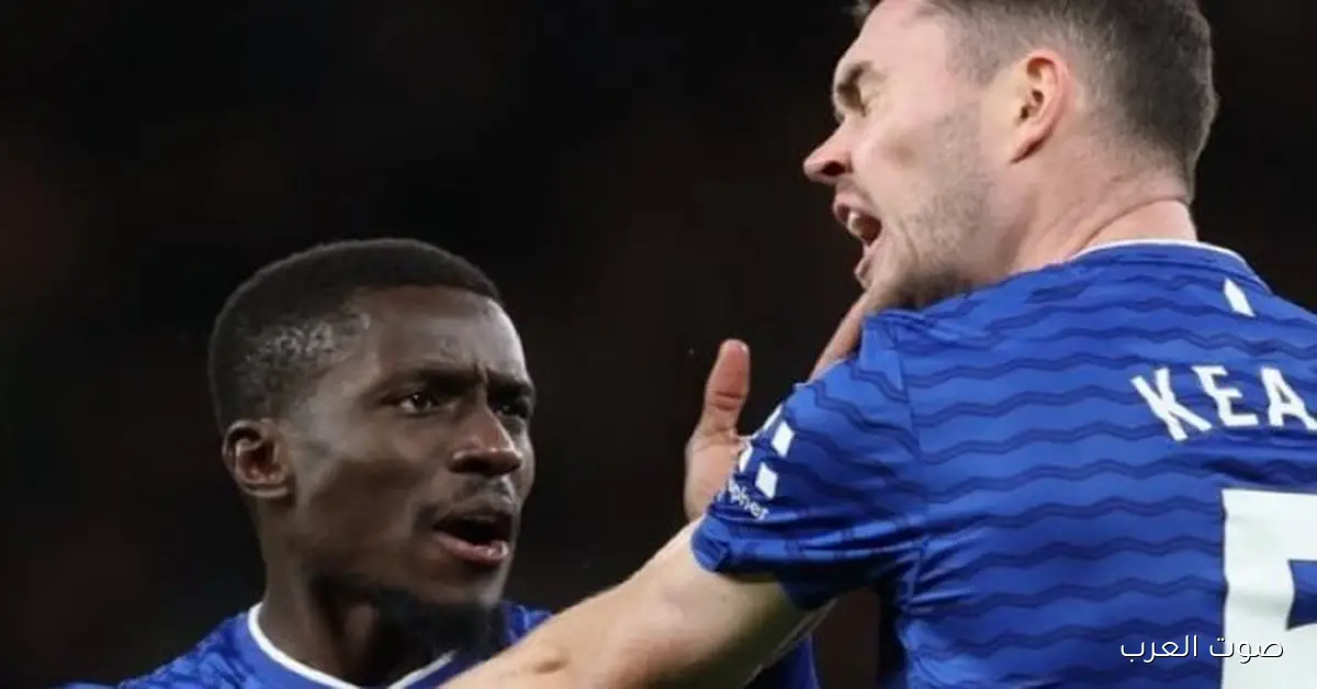 إدريسا جاي يعتذر عن الخناقة مع زميله بعد الطرد التاريخي