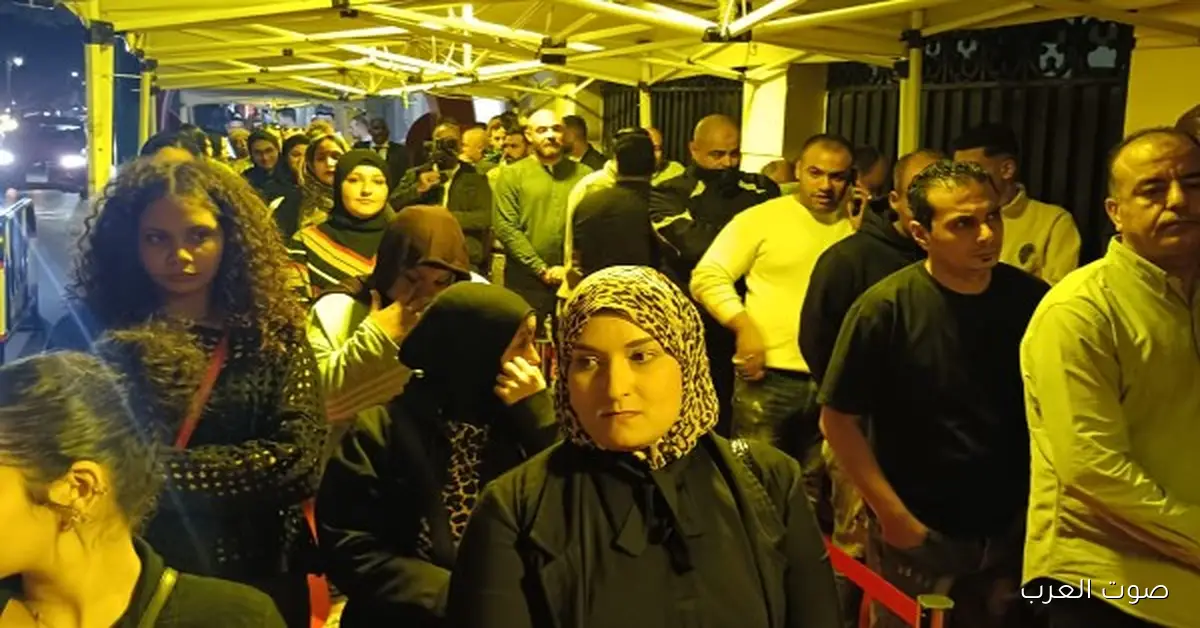 قبل شوية.. زحمة كبيرة من المواطنين عشان يصوتوا في انتخابات مجلس النواب في وسط البلد