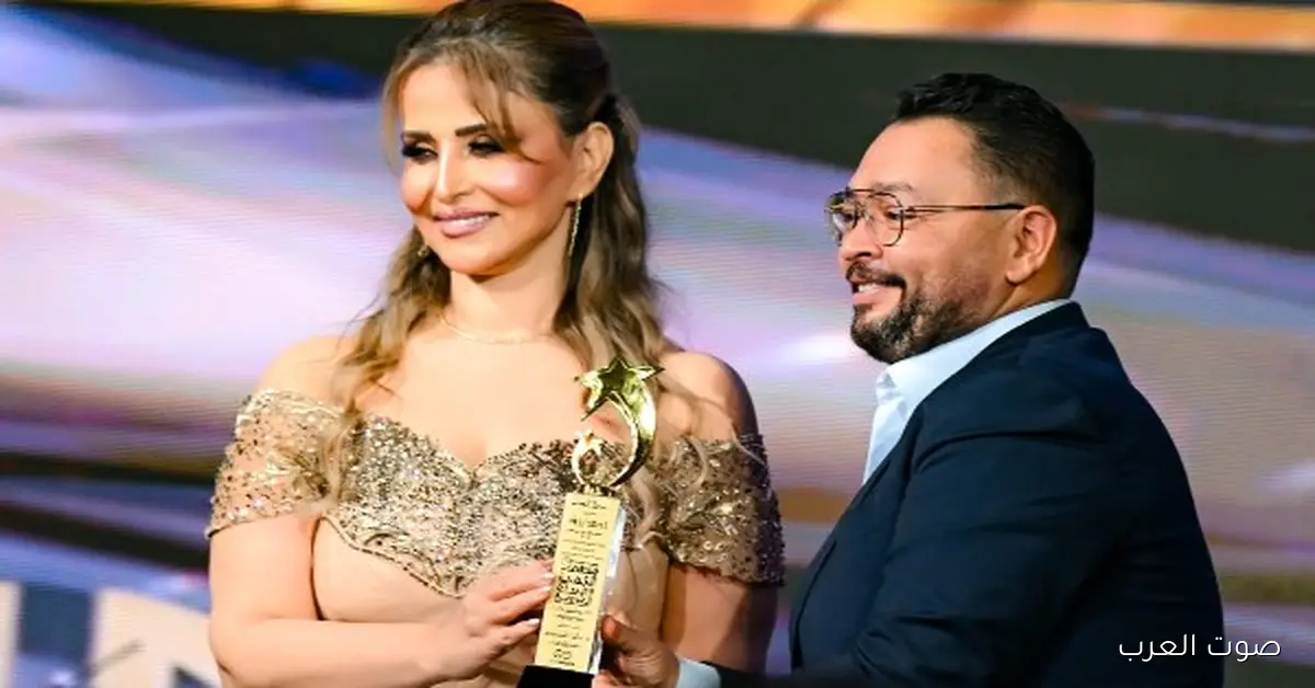 احتفال بتكريم نجوم الفن والإعلام في ملتقى التميز والإبداع العربي