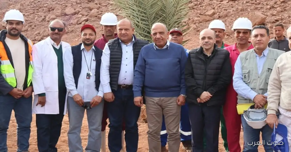 وزير الكهرباء يزور مركز هيئة المواد النووية في أبو زنيمة ويتابع سير العمل فيه