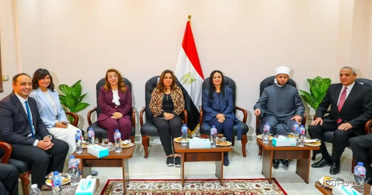 وزيرة التنمية المحلية تحضر افتتاح مركز العزيمة لعلاج الإدمان وتزور مؤسسة الفلك في الغربية