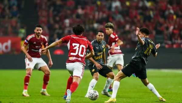 أزمة في الأهلي قبل مباراة السوبر مع سيراميكا كليوباترا: خيارات الدفاع مش واضحة