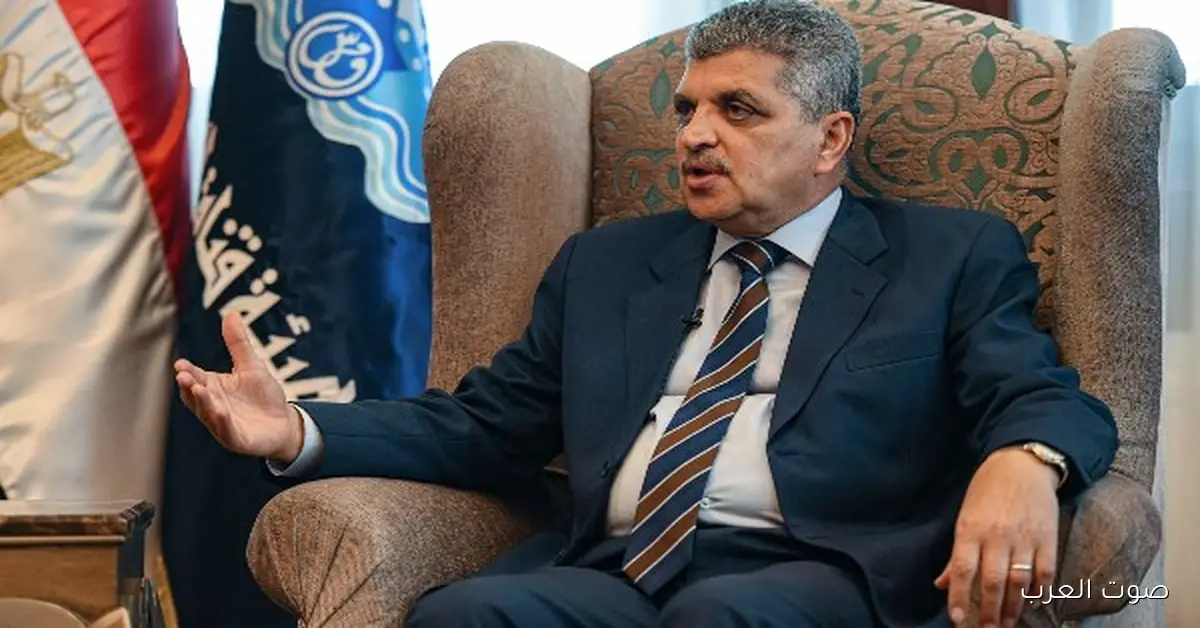 أسامة ربيع: 30 سفينة عبرت قناة السويس من مايو لحد دلوقتي وحققت 32 مليون دولار رسوم