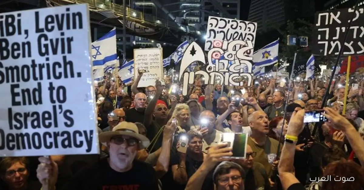 إسرائيل مشتعلة تاني.. غضب من حكومة نتنياهو والمتظاهرين: الشعب نزل الشوارع عشان يخلص من حكومة الخراب