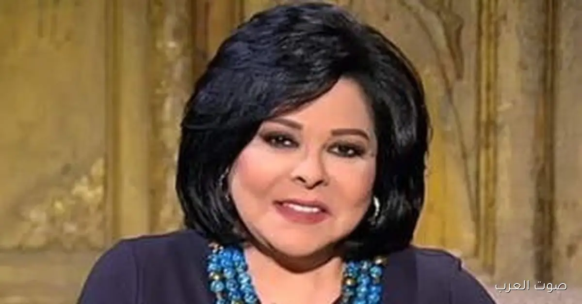 إسعاد يونس ترد على صورة عبلة كامل بالعباءة والطرحة في “صاحبة السعادة” والجمهور مش مصدق