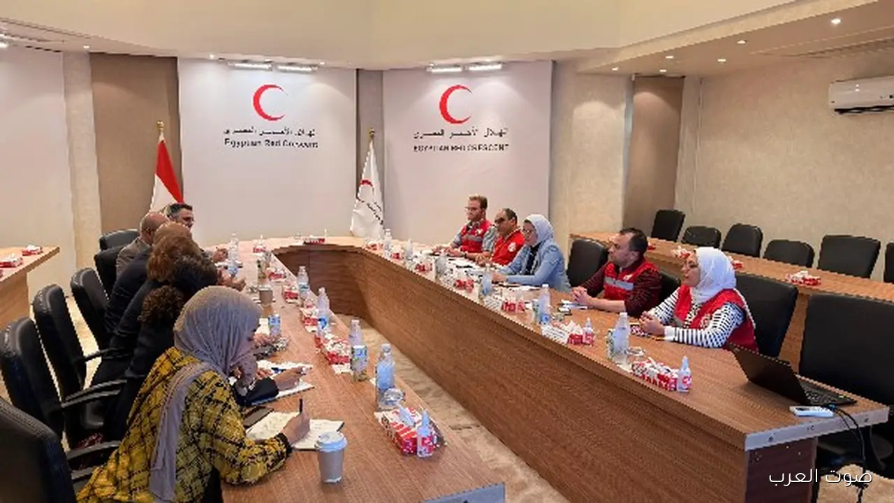 اجتماع بين الهلال الأحمر ومنظمة الصحة العالمية لتعزيز التعاون.. تفاصيل
