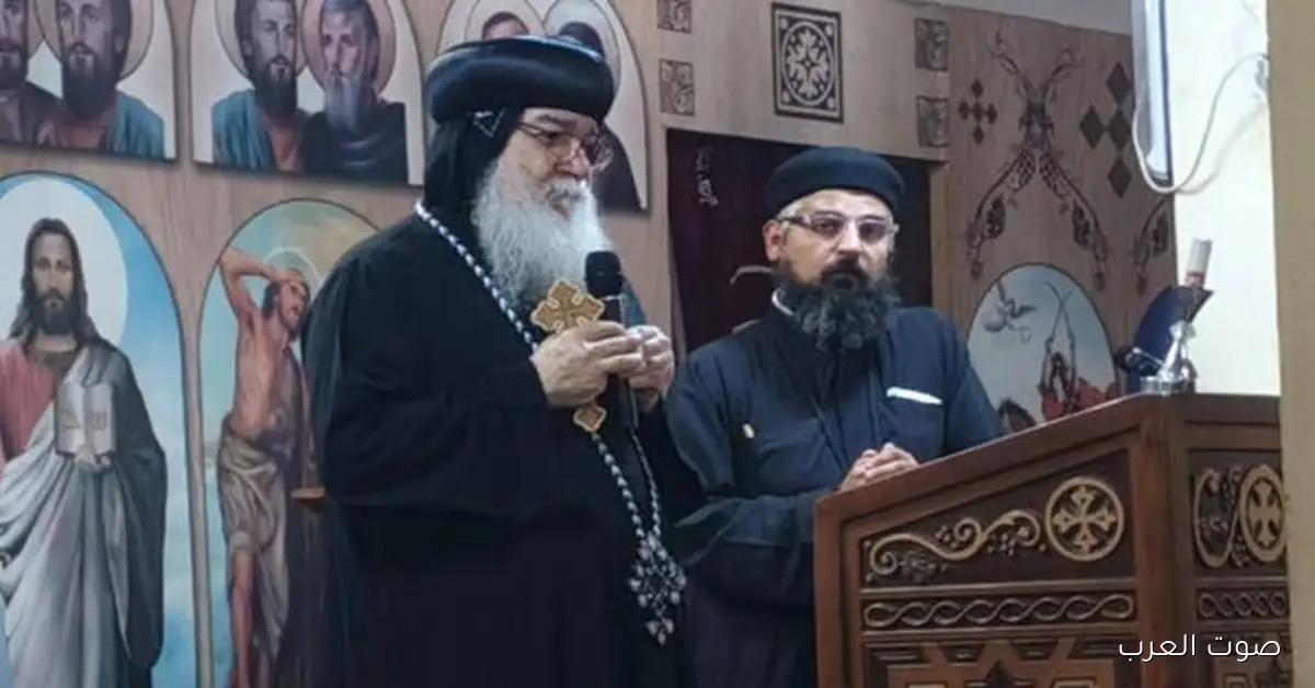 الأنبا مكاريوس يقيم صلاة النهضة في كنيسة الملاك ميخائيل بقرية بني أحمد الشرقية