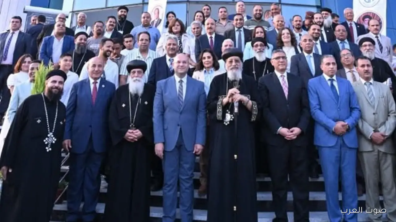 البابا تواضروس يحط حجر أساس لمستشفى ويفتتح مدرسة في 6 أكتوبر