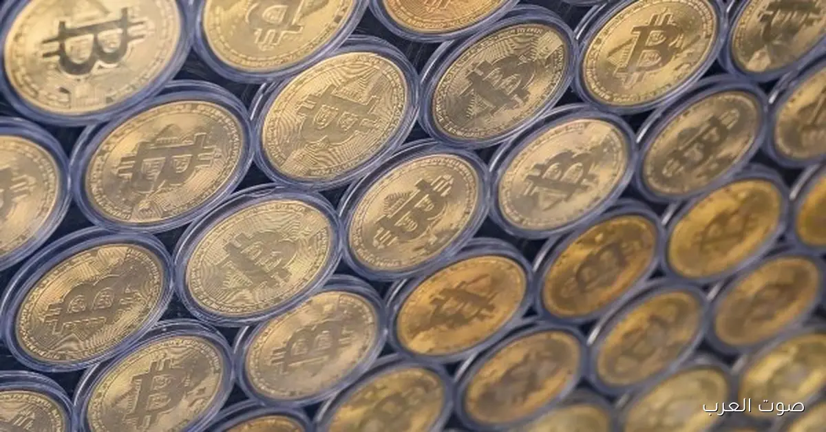 البتكوين نزل تحت 90 ألف دولار بسبب تراجع ثقة المستثمرين