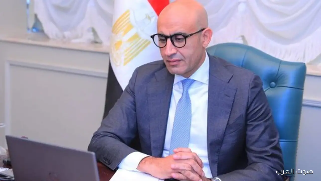 التعليم تحقق في حبس طالبة بمدرسة بالتجمع بسبب المصروفات، إيه اللي حصل؟