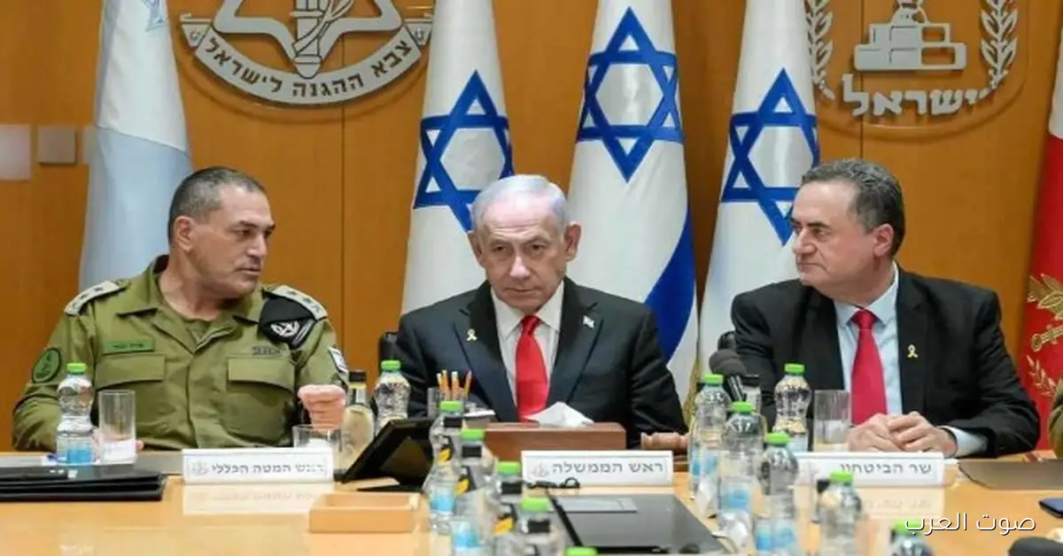 التوتر بيزيد.. مقربون من نتنياهو شايفين إن تعيين زامير رئيس للأركان كان خطأ كبير