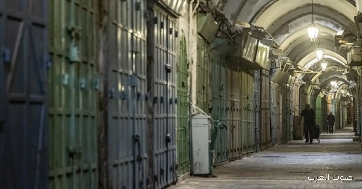 الجارديان تكشف عن سجن إسرائيلي تحت الأرض من غير محاكمة ومن غير نور