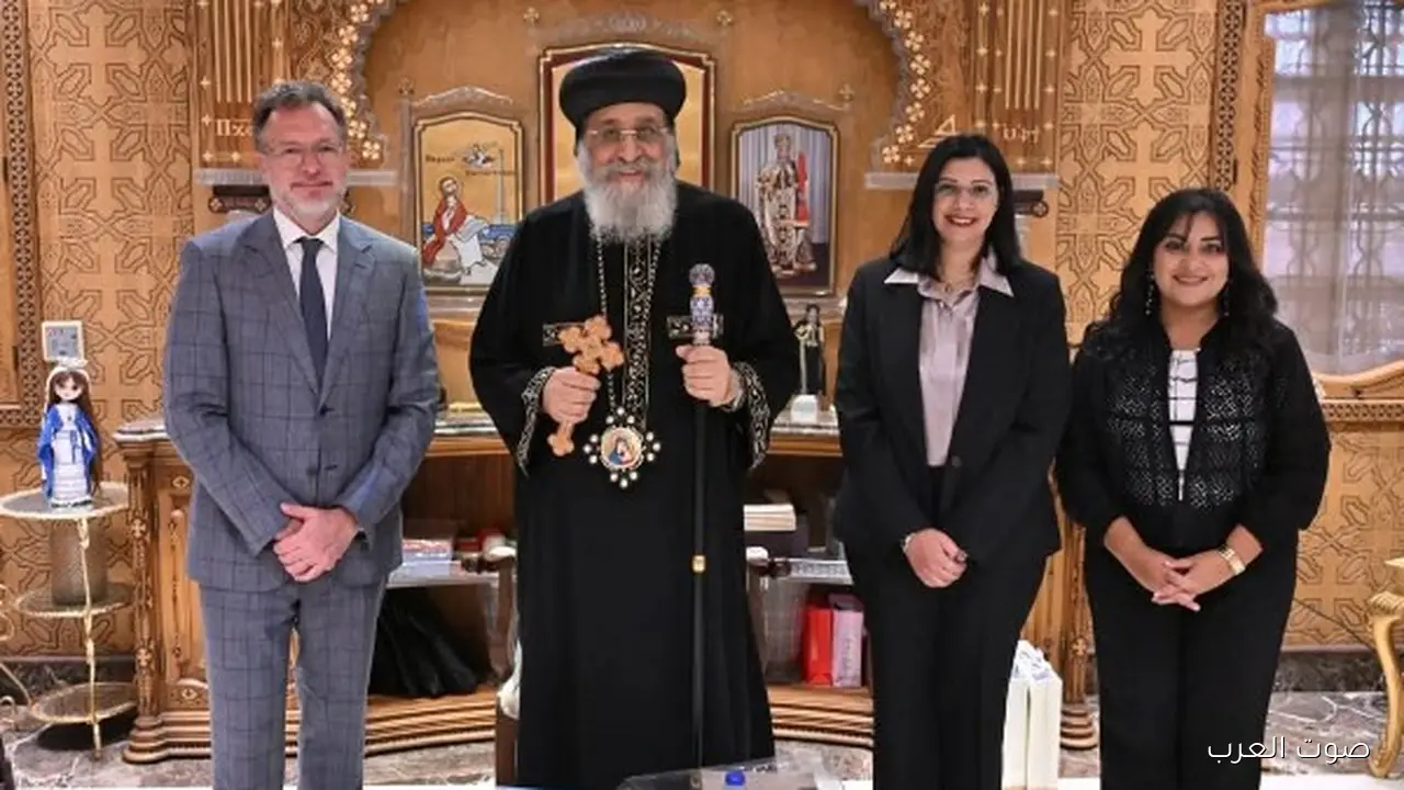 السفير الكندي يمدح العلاقات بين مصر وكندا ودور الكنيسة في دعم شباب المغتربين
