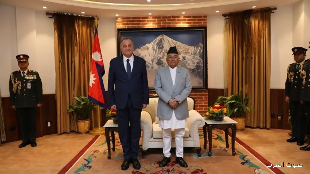 السفير المصري في كاتموندو يسلم أوراق اعتماده لرئيس نيبال