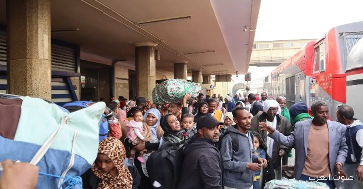 السكك الحديدية المصرية تكمل جهودها في نقل الأشقاء السودانيين.. 33 ألف راكب استفادوا من مشروع «العودة الطوعية»