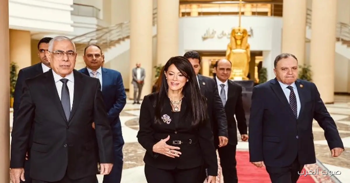 المراكز التكنولوجية بتسهل الخدمات الحكومية للناس بكفاءة وسرعة