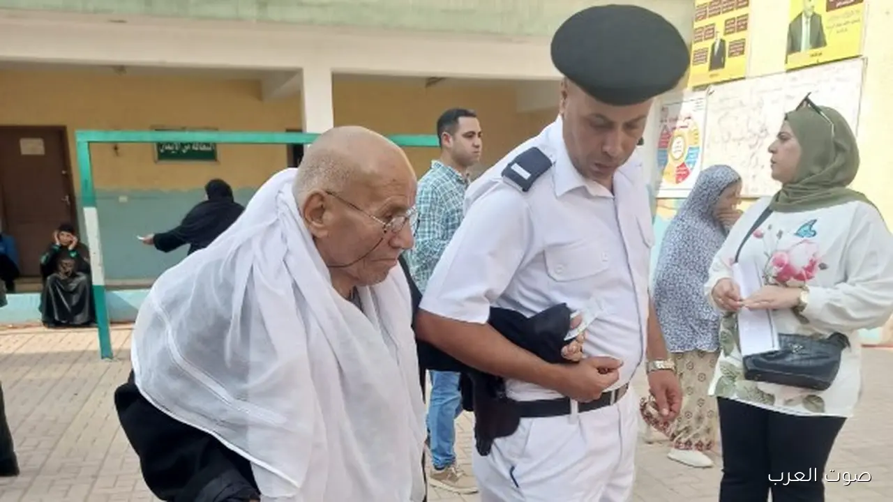 انتخابات مجلس النواب 2025.. رجال الشرطة بيعاونوا الكبار في الجيزة