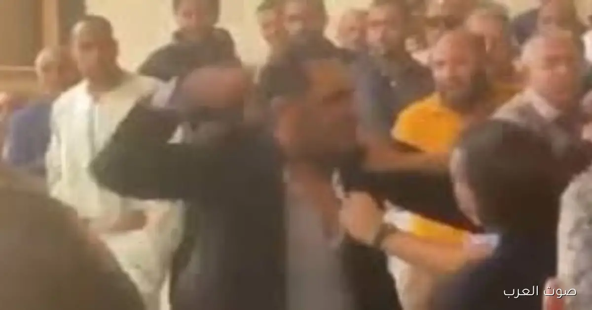 بعد ما اتقبض على مرشحين اتخانقوا قدام لجنة انتخابات مجلس النواب.. شوف العقوبة القانونية اللي منتظراهم