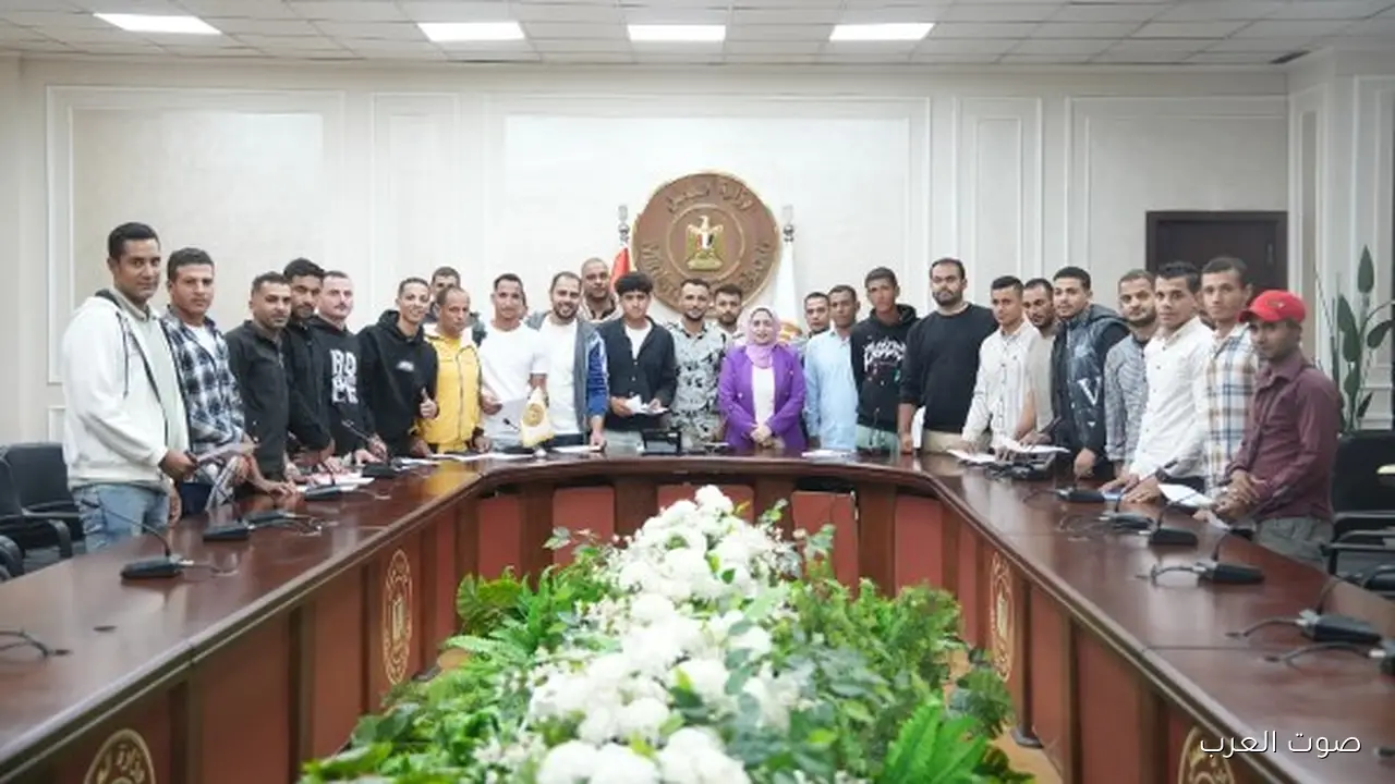 تسليم 36 عقد شغل لولاد مصر في الزراعة بالأردن