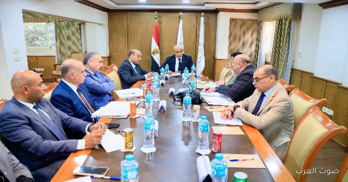 تسليم 50 ألف ديسك للمدارس وفتح المدرسة المصرية الألمانية في أكتوبر