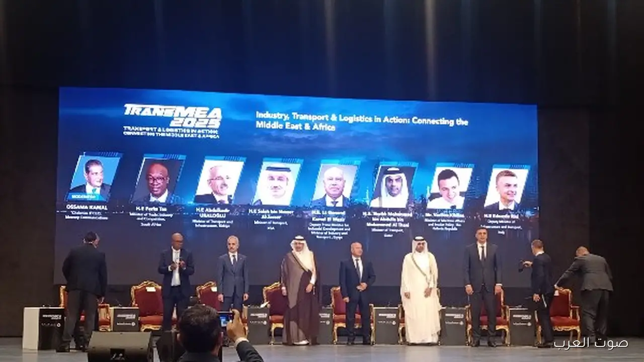 تعاون أكبر بين مصر وقطر: وزير النقل القطري يقول إن مصر عندها موقع مميز بفضل قناة السويس