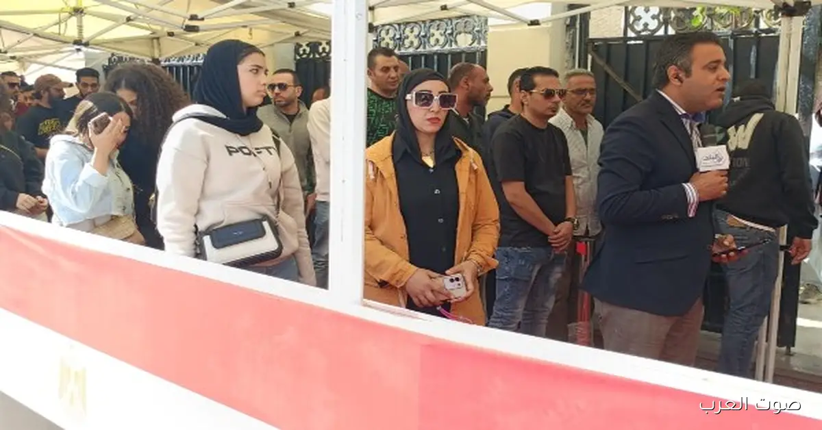 توافد كبير من الناخبين على لجان انتخابات مجلس النواب في وسط البلد