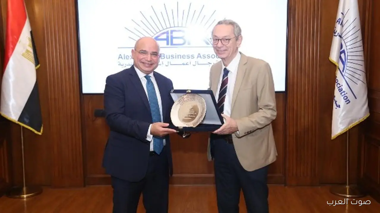 جمعية رجال أعمال إسكندرية تستضيف مسؤولي اقتصادية قناة السويس عشان يبحثوا فرص الاستثمار